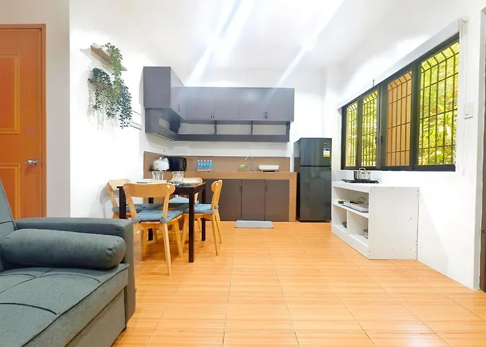 Apartment U4 La Guardia Townhouse 2 Bedroom Unit Free Parking Near It Park *