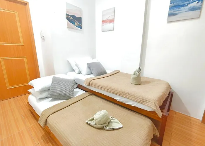 U4 La Guardia Townhouse 2 Bedroom Unit Free Parking Near It Park Cebu