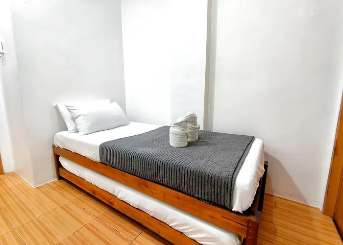 Apartment U4 La Guardia Townhouse 2 Bedroom Unit Free Parking Near It Park Cebu