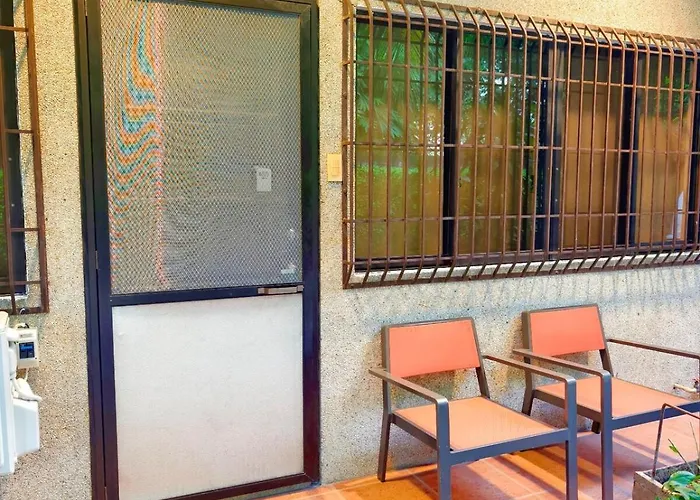 U4 La Guardia Townhouse 2 Bedroom Unit Free Parking Near It Park * Cebu