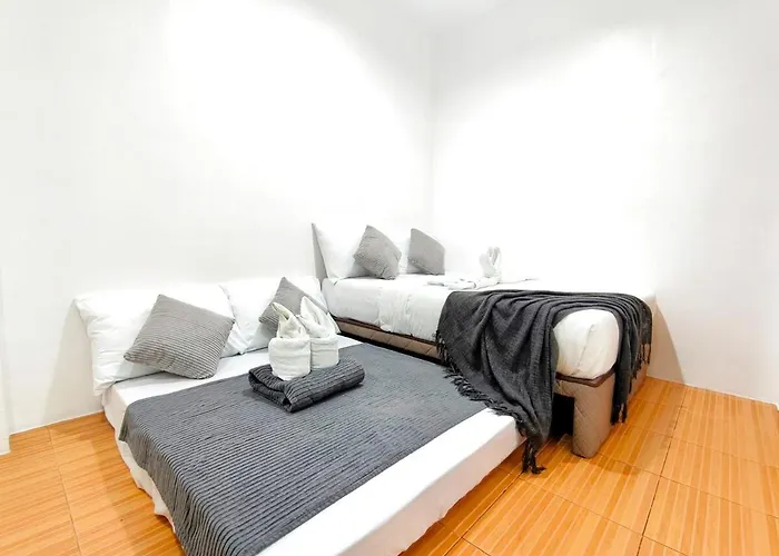 Apartment U4 La Guardia Townhouse 2 Bedroom Unit Free Parking Near It Park