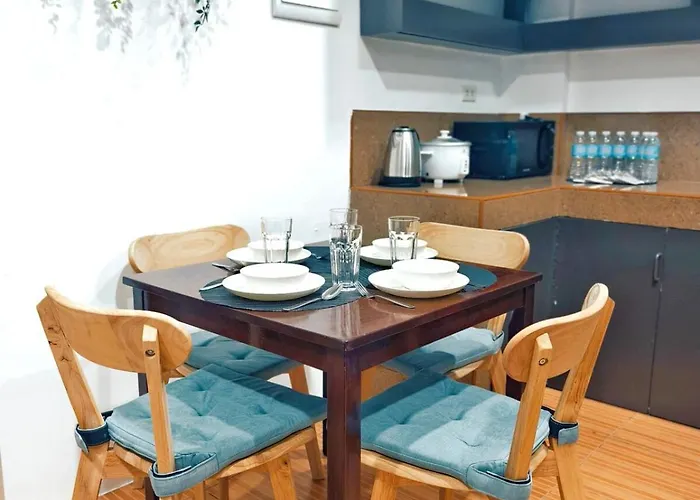 Apartment U4 La Guardia Townhouse 2 Bedroom Unit Free Parking Near It Park